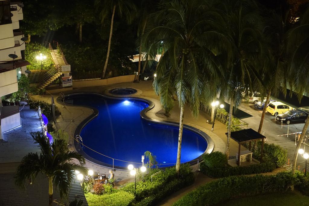 Sri Sayang By Coral Holiday Resort Бату-Ферринги Экстерьер фото